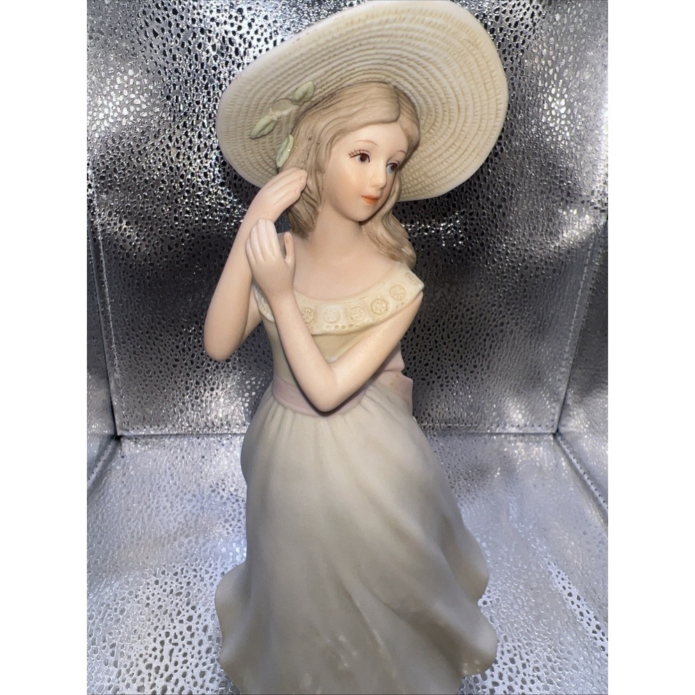 Home Interior Melanie Figurine Masterpiece Porcelain Hostess Gift